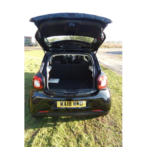 5912 - Smart ForFour Passion 5 door Hatchback Black. Reg: WA18 WMD, 29/03/2018, 5 speed manual Petrol  999c... 