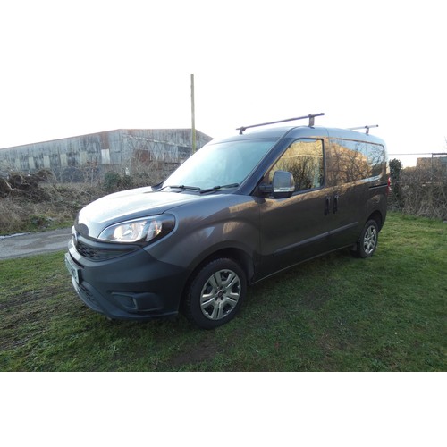 5904 - Fiat Doblo Cargo 16v Tecnico Multijet L1 diesel 1.3 Van, Grey, Reg: CU71 FWO 1st Reg 05/11/2021, 5 s... 