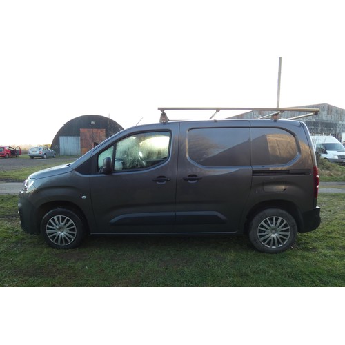 5905 - Citroen Berlingo M Diesel 1.6 Blue HDi 650kg Enterprise 75PS Van, Reg: LB68 TMO, 1st reg 31/01/2019,... 