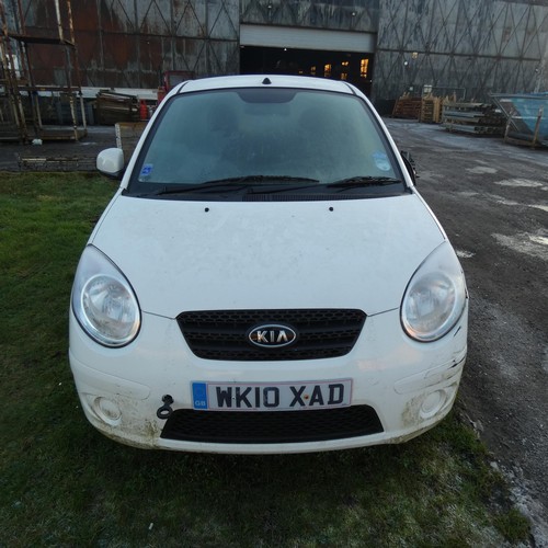 5914 - Kia Picanto 1, 5 dr hatch back, white, reg WK10 XAD, 23/03/2010,  5 speed manual petrol 999cc. Milea... 