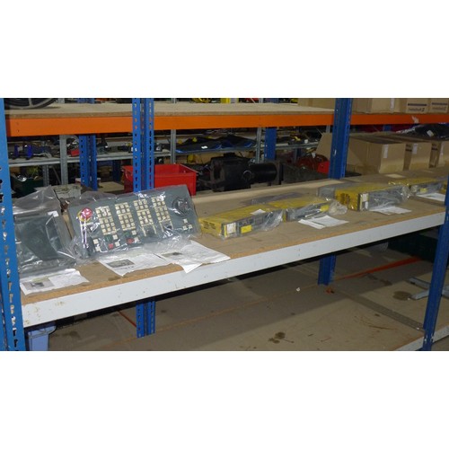 5332 - 5 x FANUC automated robotic manufacturing spare parts comprising 1 x Series 160i-L CNC unit, 1 x las... 