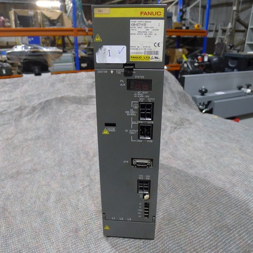 5332 - 5 x FANUC automated robotic manufacturing spare parts comprising 1 x Series 160i-L CNC unit, 1 x las... 