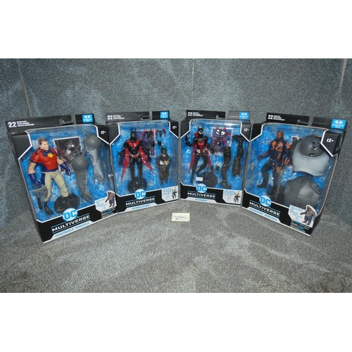 95 - 4 DC Universe boxed unused collectible action figures, Bloodsport, Peacemaker, Batwoman, Batman reta... 