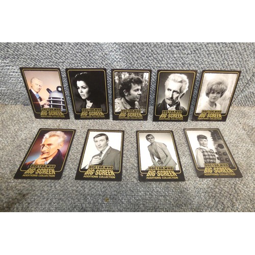 523 - 9 x rare Doctor Who limited edition gold inked trading cards. Please see pictures for details