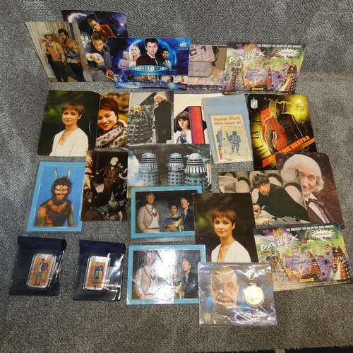 532 - A quantity of various Doctor Who postcards, 2 x Silver plated ingots featuring 13th Doctor & Yaz, ch... 