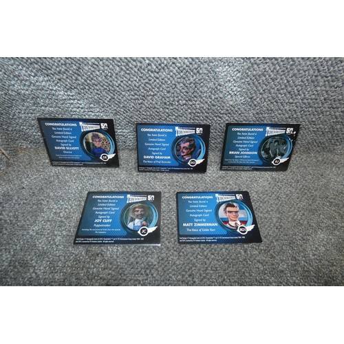 555 - 5 x rare Gerry Anderson/Thunderbirds autograph cards, please see pictures for more details