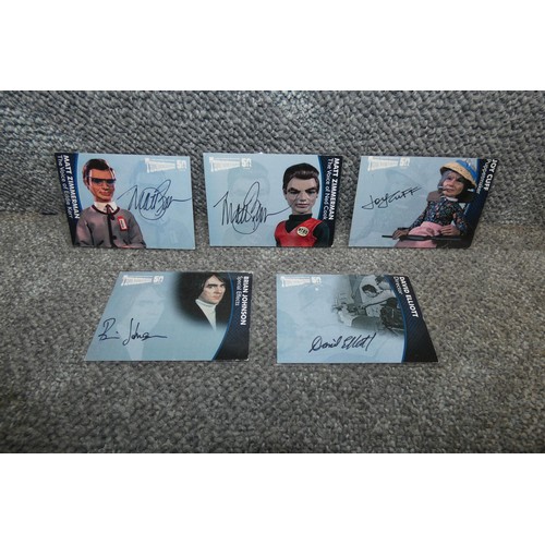 556 - 5 x rare Gerry Anderson/Thunderbirds autograph cards, please see pictures for more details