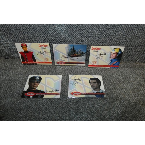 561 - 5 x rare Gerry Anderson/Captain Scarlet autograph cards, please see pictures for more details