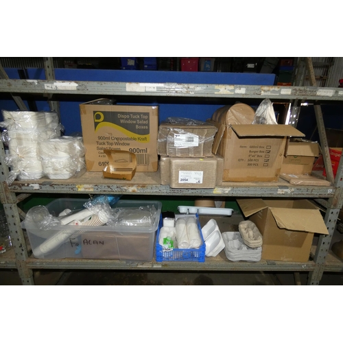 2054 - A quantity of various disposable food packaging, cups, salad boxes etc. Contents of 2 shelves