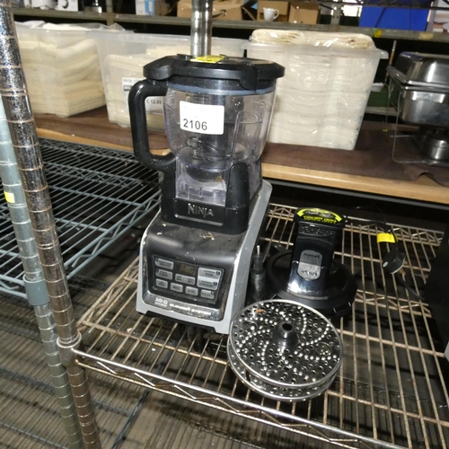 2106 - A Ninja blender type Auto IQ 1500w comes with some accessories - trade. Tested Working