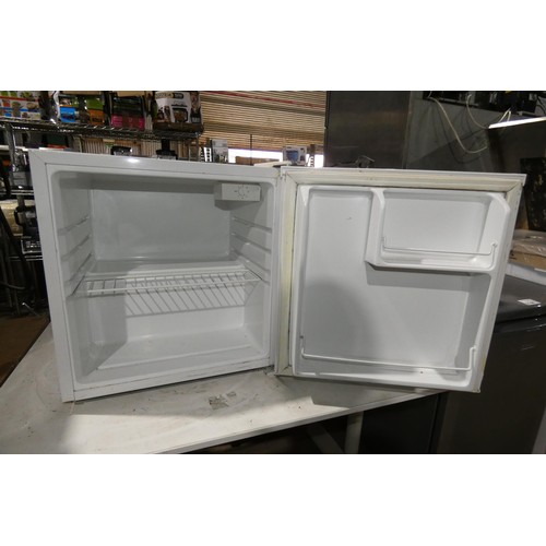 2150 - A counter top fridge by Iceking - trade. Tested Working