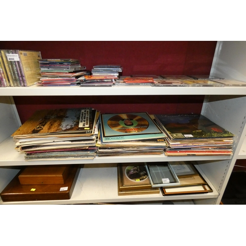 4007 - A quantity of miscellaneous vintage LP records (one shelf)