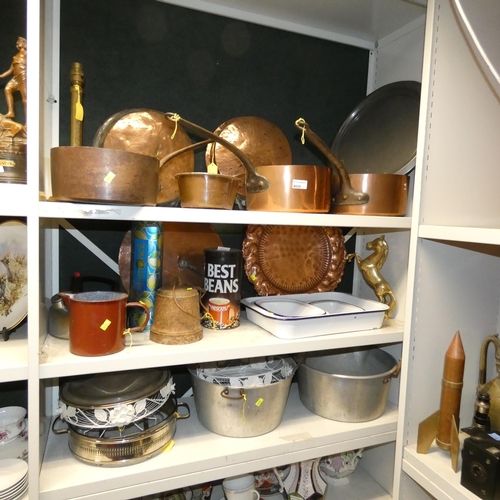 4024 - A quantity of various vintage copper saucepans, various aluminium preserving pans and other miscella... 