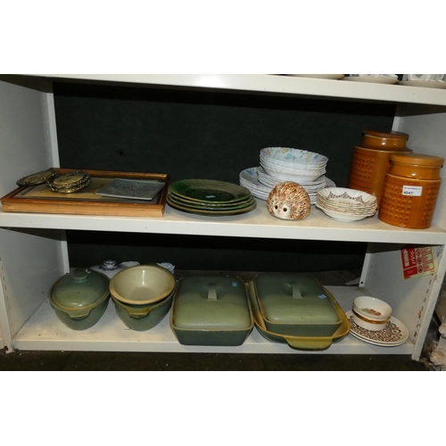 4047 - A quantity of miscellaneous dinnerware, china and ornaments (2 shelves)