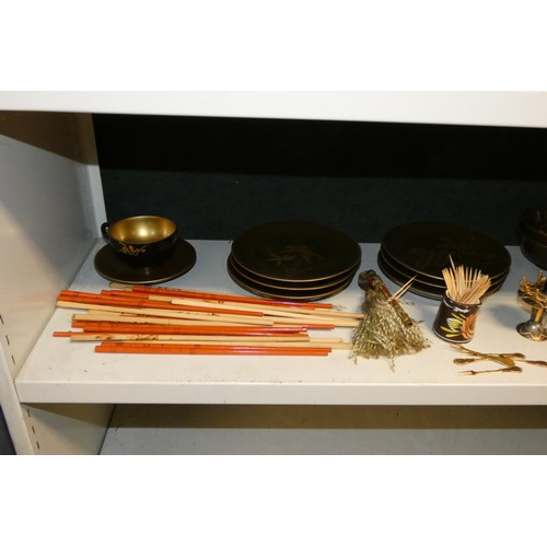 4053 - A quantity of miscellaneous wooden & lacquered oriental decorated dinnerware including; plates, bowl... 