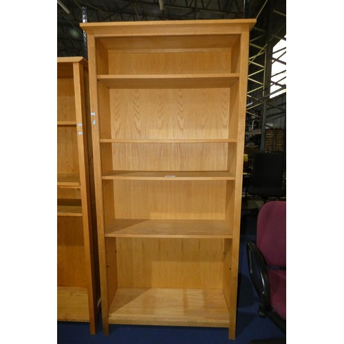 2333 - 1 x wooden open front shelf unit approx 92 x 31 x 200cm high