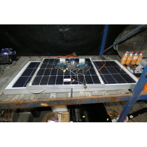 3005 - 2 x solar panels with charge controllers (Trade)