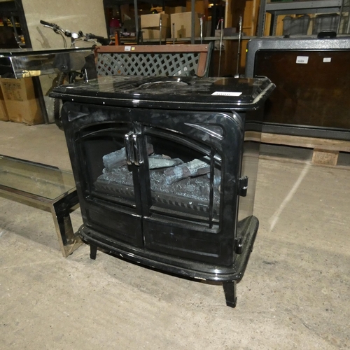 3096 - A Dimplex electric heater in the style of a wood burning stove 240v (Trade)