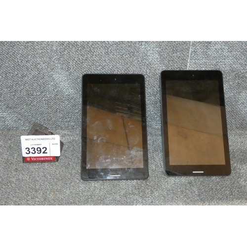 3392 - 2 x Quad-Core 7 inch tablets type RK3188, both have been reset, no chargers, one will only start whe... 