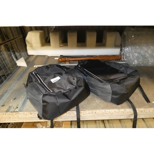 3423 - 2 x Dell laptop ruck sacks