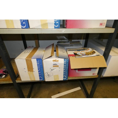 3493 - 4 x boxes containing a quantity of 4 different joke books, Odd Streak & Insanity Streak