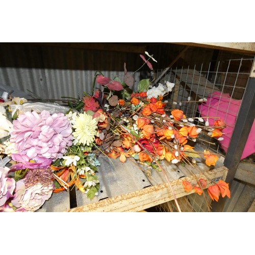 3119 - A quantity of various artificial flowers. Contents of 1 shelf