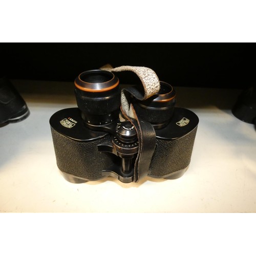 4038 - 5 sets of vintage binoculars comprising 1 x Carl Zeiss Jena Septarem Super S 7 x 40W, 1 x SARD (Squa... 