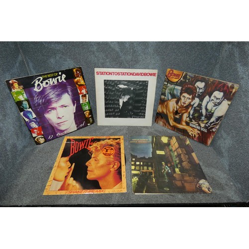 3239 - 7 x various vinyl records by David Bowie