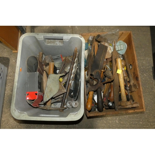 5359 - 2 boxes containing a quantity of various hand tools. Not practical to list in detail so please view ... 