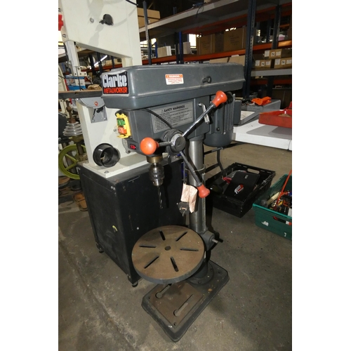 5370 - A Clarke Metalworker bench top pillar drill model CDP301B, 240v