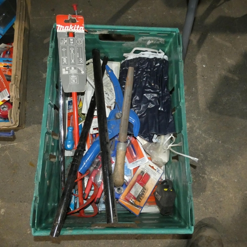 5402 - A quantity of various hand tools. Not practical to list in detail so please view or see photographs ... 