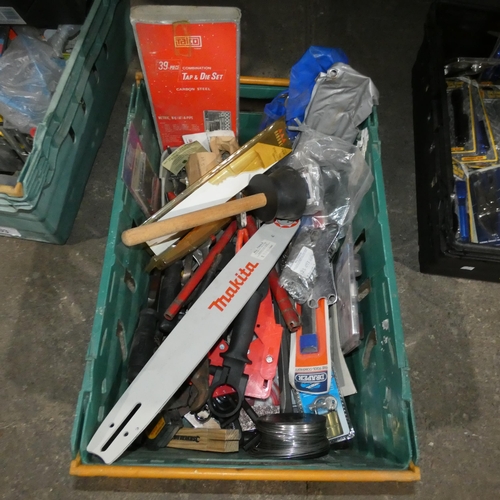 5404 - A quantity of various hand tools. Not practical to list in detail so please view or see photographs ... 