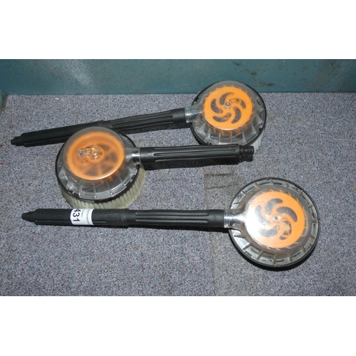 5431 - 3 x rotary cleaning brushes (water / hose fed)