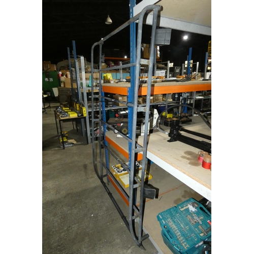 5479 - A roof rack to fit a Peugeot Partner van