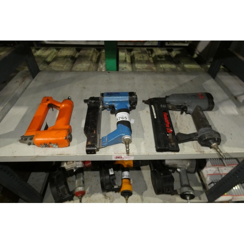 5765 - 3 x various air tools comprising 1 x Senco Brad gun and 2 x staplers with no make visible. Contents ... 