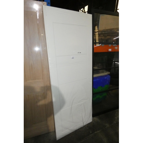 5797 - 3 x white interior doors (various sizes)