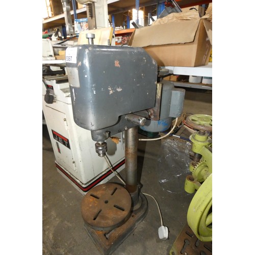 5367 - A bench top pillar drill 240v - No other details visible