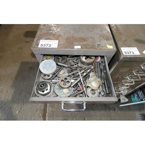 5372 - A 20 drawer index type cabinet containing a large quantity of various taps, dies, drill bits, Allen ... 