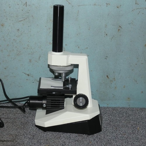 5564 - 2 x Microtec DM-1 student microscopes both with lights (no transformer included)