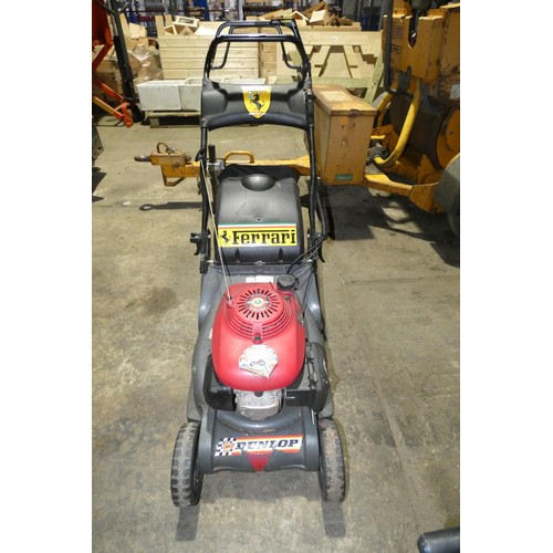 6106 - A Honda self propelled petrol engine lawn mower model HRX426CQXE, YOM 2011