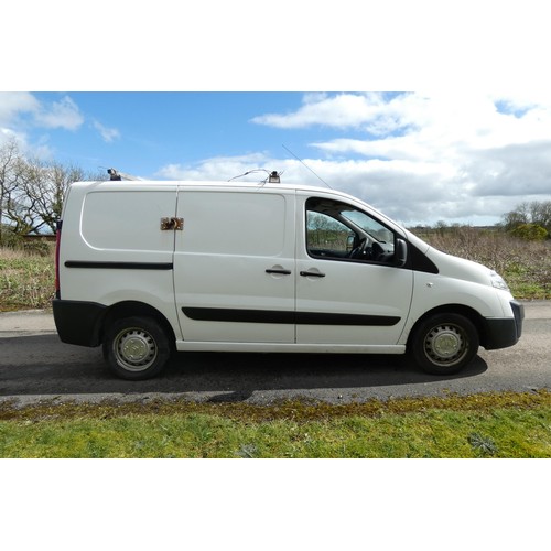 5 - Citroen Dispatch 1000 L1 1.6 HDI van, White, Reg LD64 AFV, 28/11/2014,  5 spd manual Diesel 1560cc, ... 