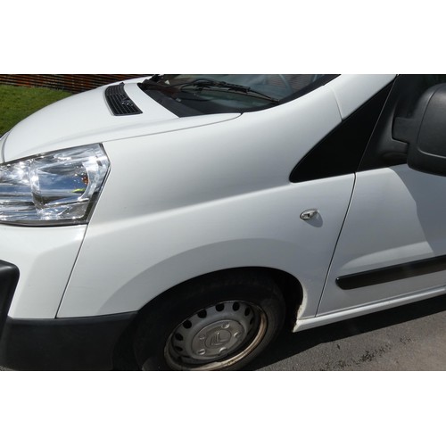 5 - Citroen Dispatch 1000 L1 1.6 HDI van, White, Reg LD64 AFV, 28/11/2014,  5 spd manual Diesel 1560cc, ... 