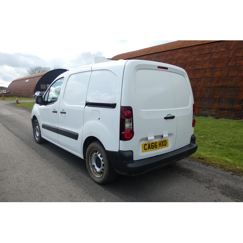 9 - Citroen Berlingo 1.6 625 LX Blue Hdi 75PS Refrigerated Van White, Reg CA66 HXD, 17/02/2017, 5 spd ma... 