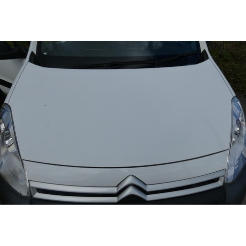 9 - Citroen Berlingo 1.6 625 LX Blue Hdi 75PS Refrigerated Van White, Reg CA66 HXD, 17/02/2017, 5 spd ma... 