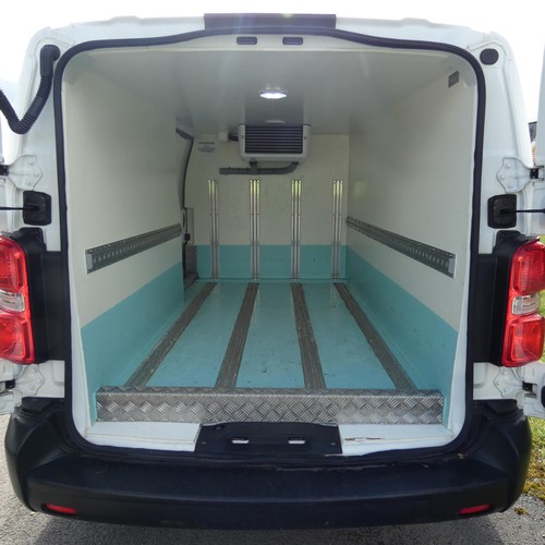 10 - Vauxhall Vivaro 3100 2.0D 120PS Edition Fridge Van.  Reg FL70 HJE, 07/12/2020,  6 speed manual diese... 