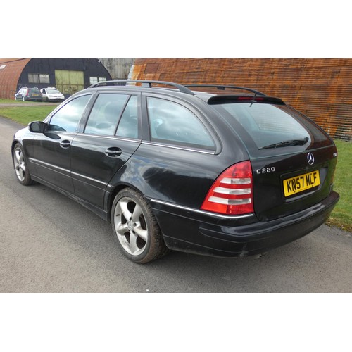 20 - Mercedes C220CDI Avantgde SE Auto, Estate Black, Reg; KN57 MLF, 19/10/2007, 5 Spd AUTO Diesel 2149cc... 