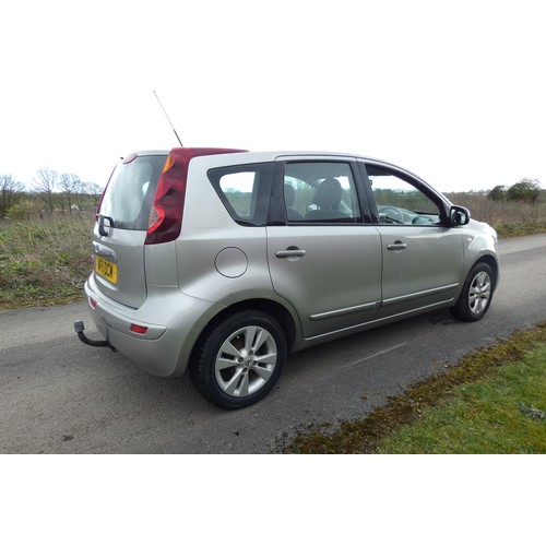 18 - Nissan Note Acenta, Silver, MPV, Reg: WF11 OCM, 12/04/2011, 5 spd manual petrol, 1598cc,  MoT expire... 