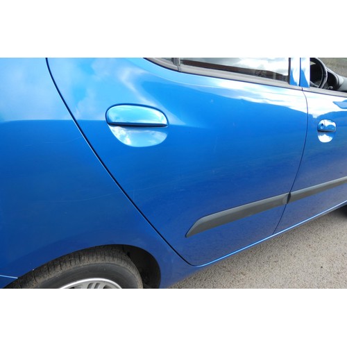 14 - Blue Hyundai 110 Style, 5 Door hatch, reg HV10 LNE, 01/03/2010, 5 spd manual petrol 1248cc. MoT to 1... 