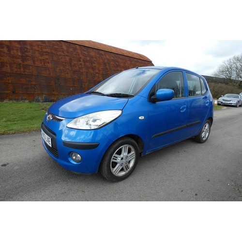 14 - Blue Hyundai 110 Style, 5 Door hatch, reg HV10 LNE, 01/03/2010, 5 spd manual petrol 1248cc. MoT to 1... 