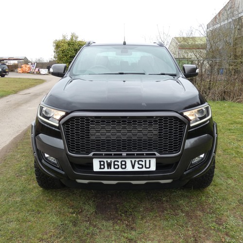 19 - Ford Ranger Wildtrak 4x4 Double Cab 3.2 T Black. Reg: BW68 VSU, 31/12/2018, 6 spd Auto diesel 3198cc... 